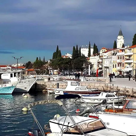 アパート Boras セルツェ